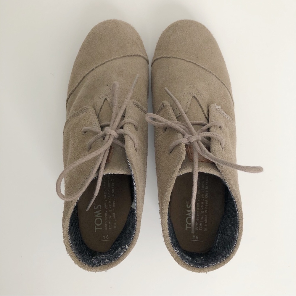 Toms Suede Wedge Booties - Picture 6 of 7
